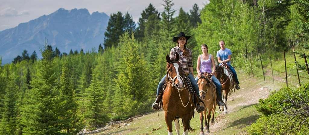 Crosswaters Resort At Kananaskis Zewnętrze zdjęcie