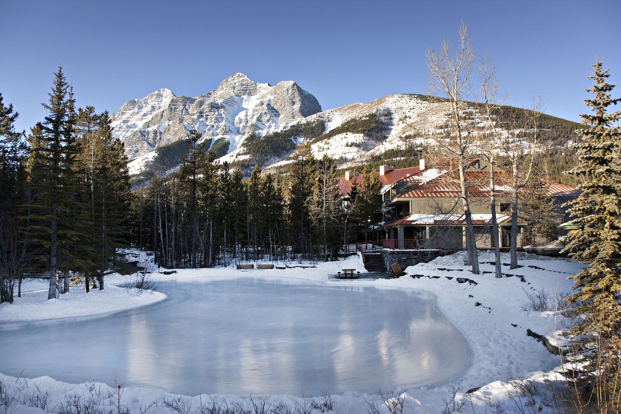 Crosswaters Resort At Kananaskis Zewnętrze zdjęcie